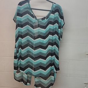 Torrid chevron top size 3